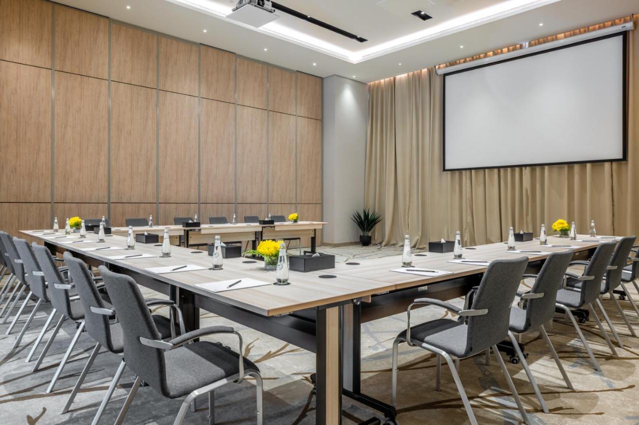 Citadines Abha Aparthotel Exterior photo Meeting room